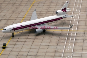 Модель самолёта McDonnell Douglas MD-11 авиа-компания Таиланд. 